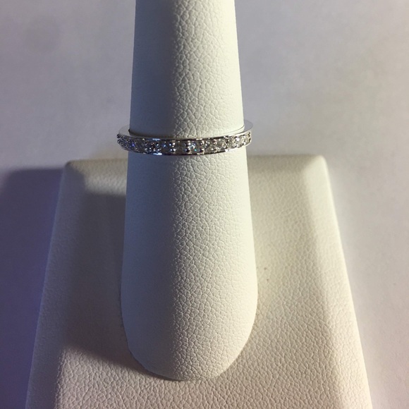 Sterling Silver Green/Clear CZ Stone Eternity Ring - Picture 3 of 5